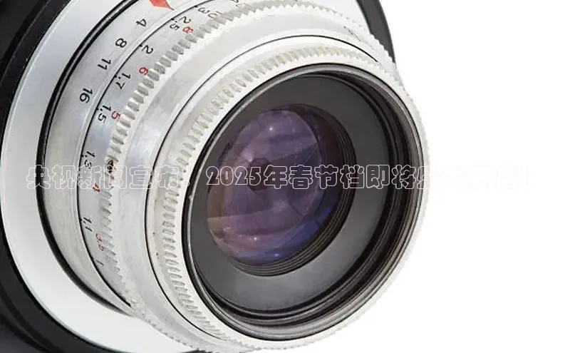 央视新闻宣布：2025年春节档即将盛大开启！